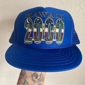 2000 Hawaii Hilo hattie 5 panel trucker flat brim adjustable snap back hat, blue